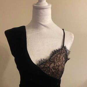 Elegant Black Lace Women's Intimate